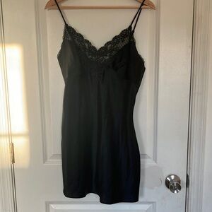 Vintage/Retro Victoria’s Secret Nightgown M